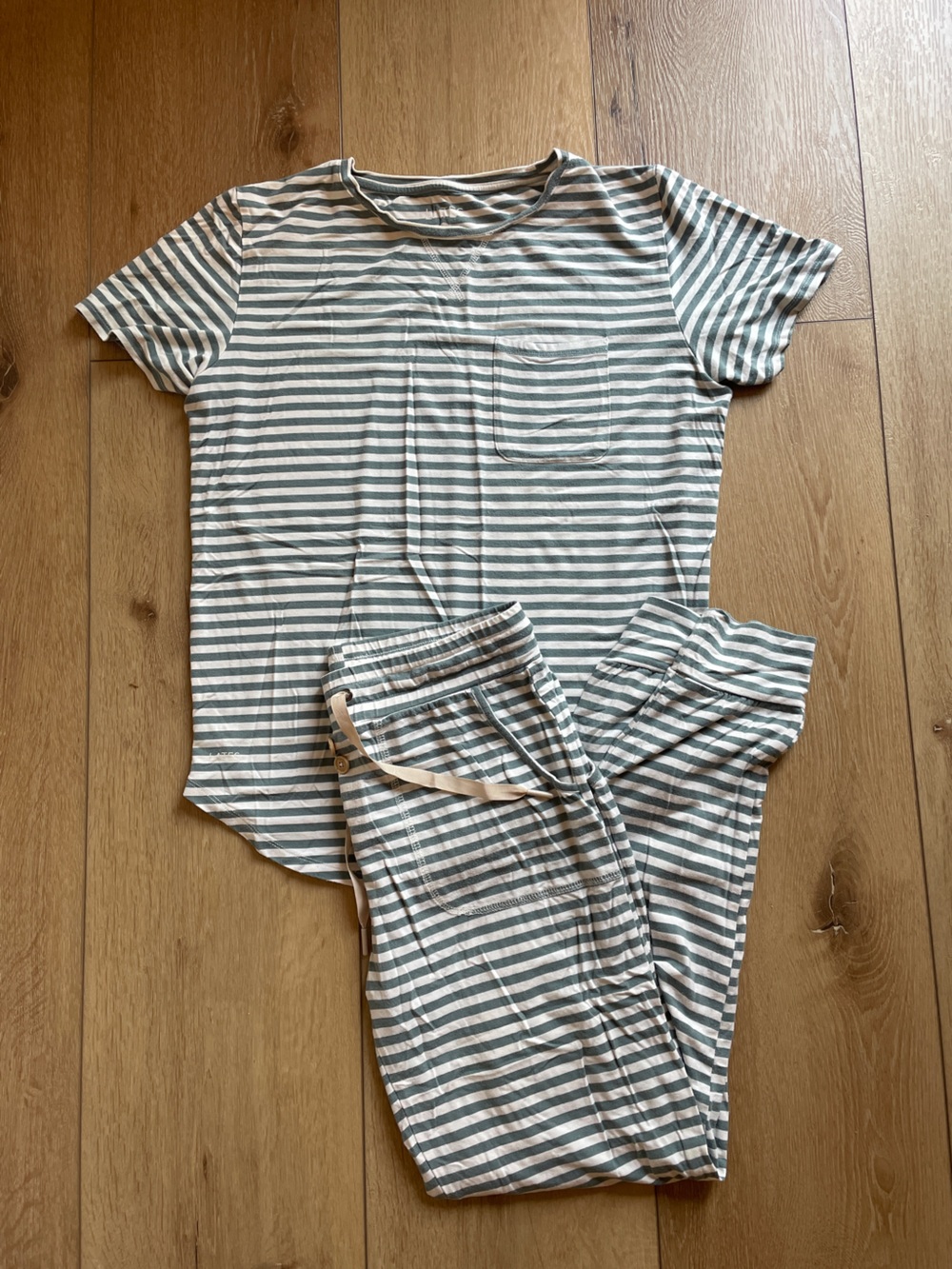 Lates by Kate Pajama Set Size Medium